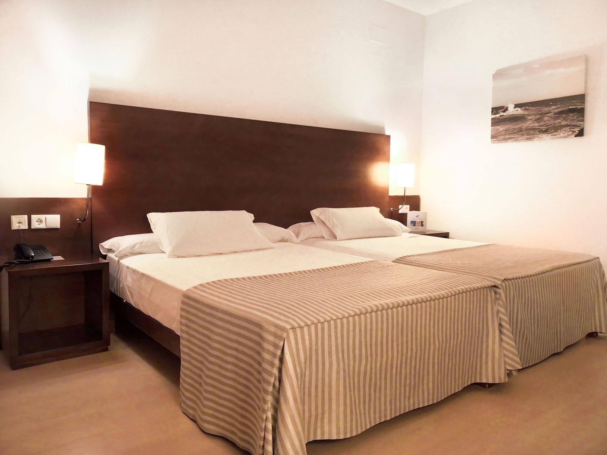 Garbi Costa Luz Hotel Conil De La Frontera Eksteriør billede