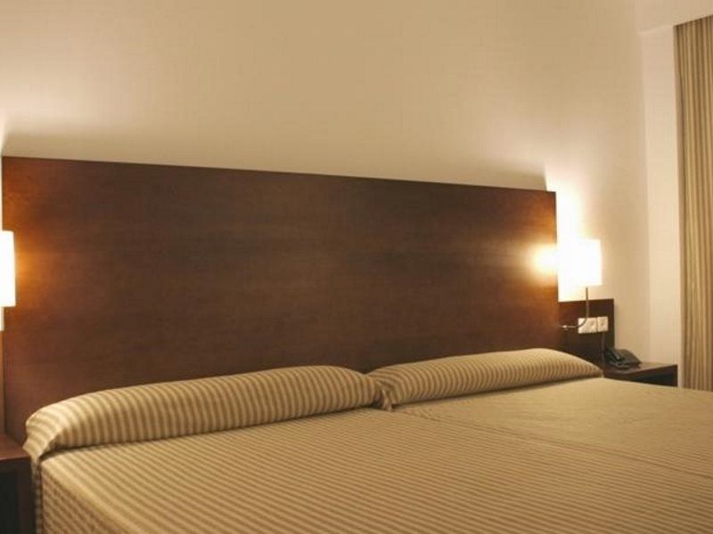 Garbi Costa Luz Hotel Conil De La Frontera Eksteriør billede